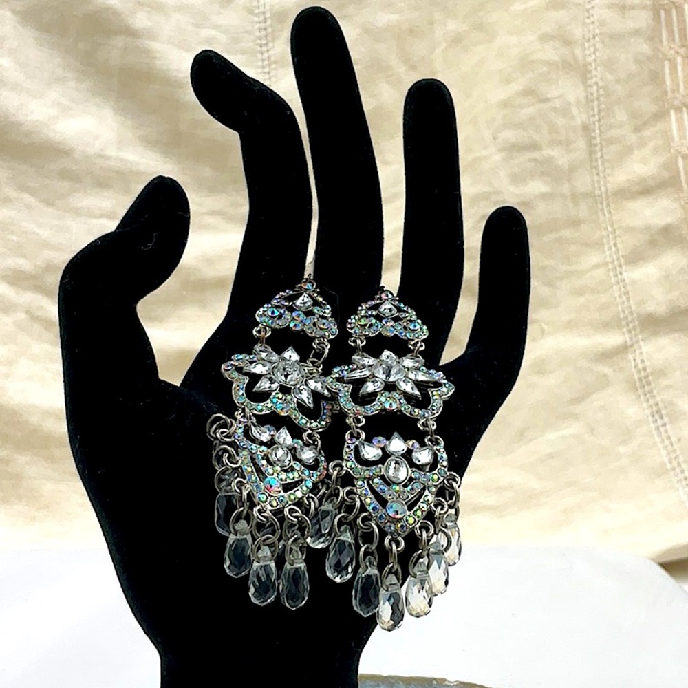 Vtg. Lever Back Three Tiered Earrings With Aurora Borealis Rhinestones - Picture 4 of 5